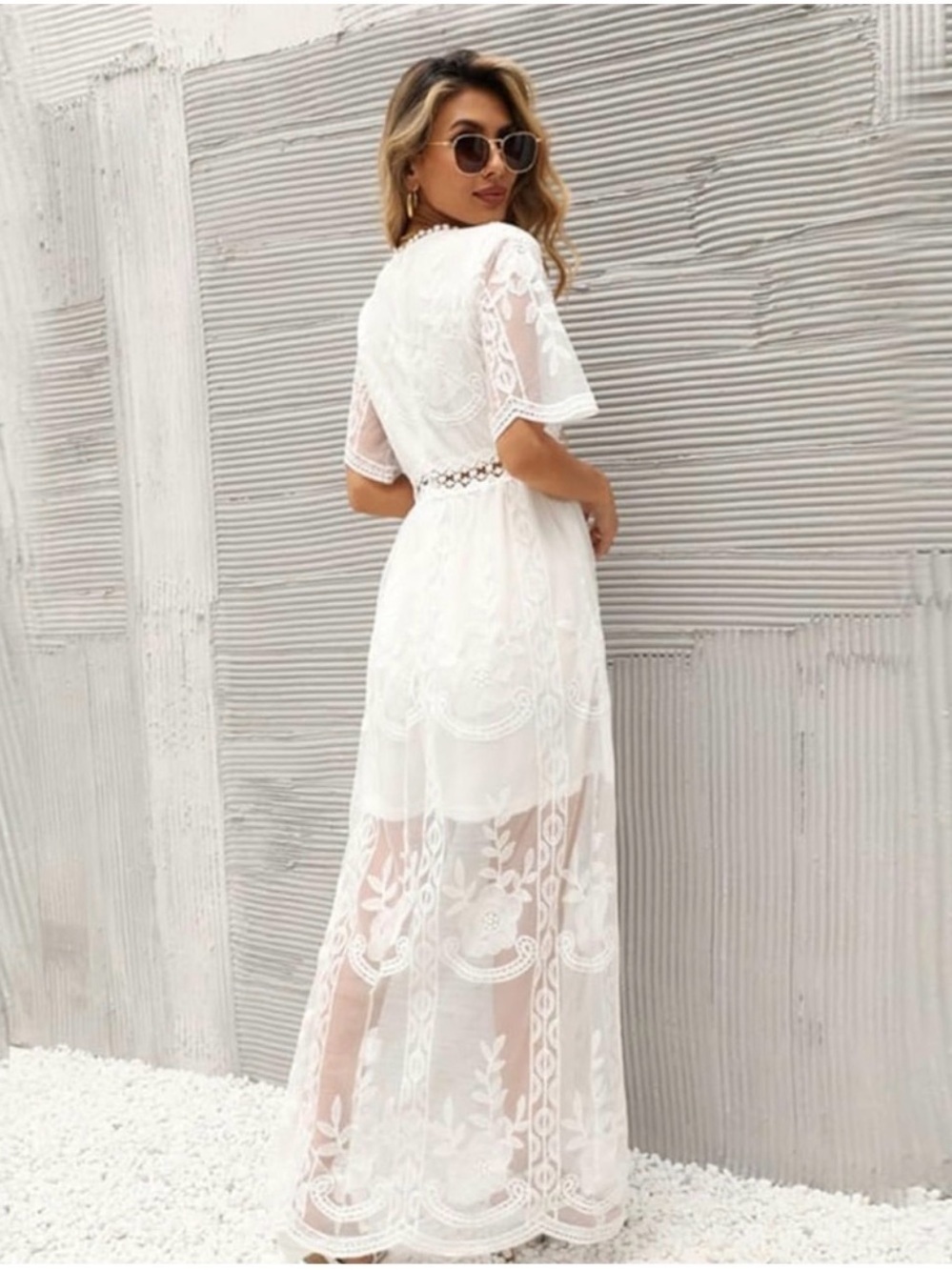 Soieblu White Floral Lace Maxi Dress size Medium wedding bridal formal party